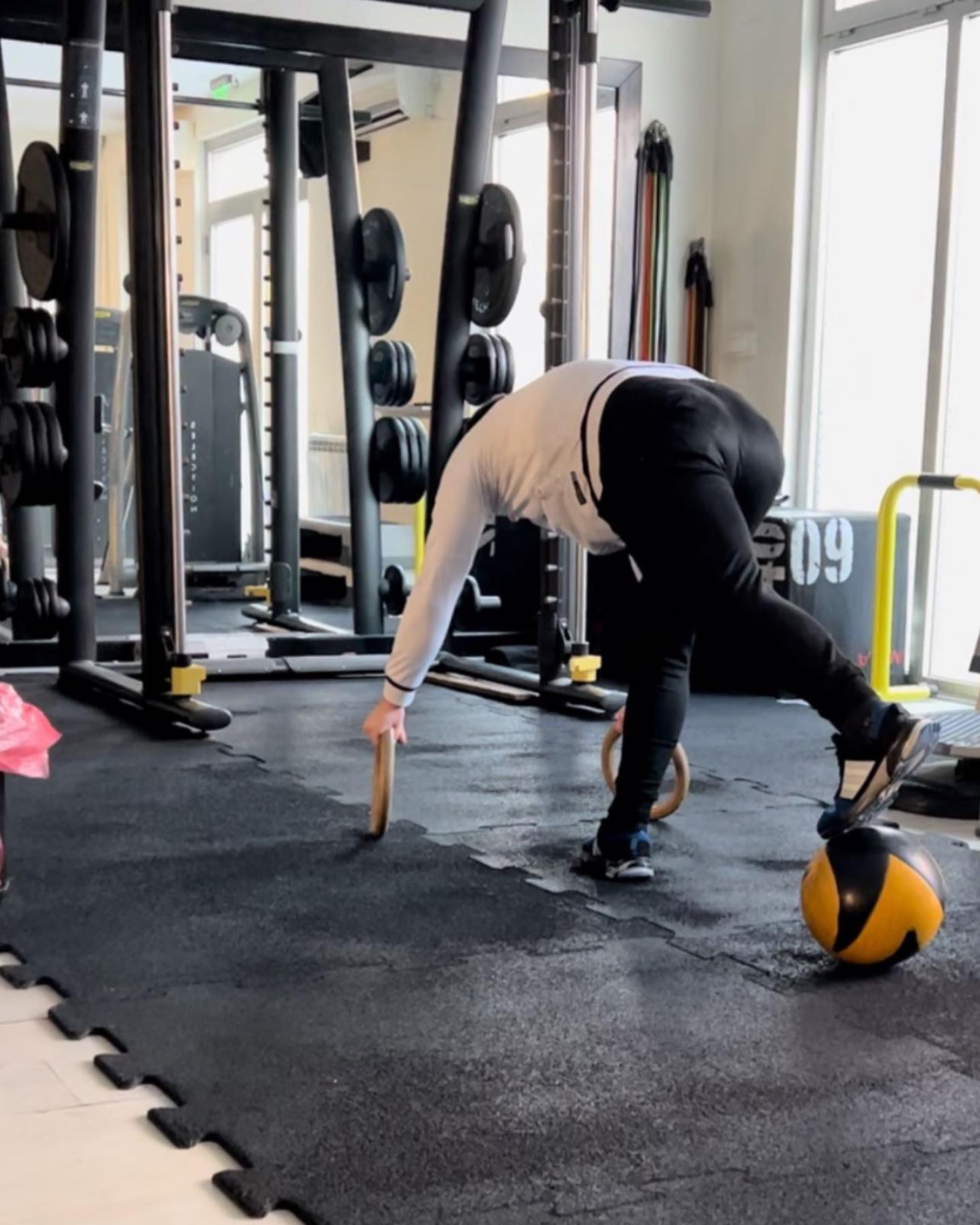 Enterijer GOLD GYM teretane